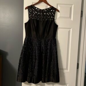 Muse fancy sleeveless dress size 14 perfect condition in black over navy skirt